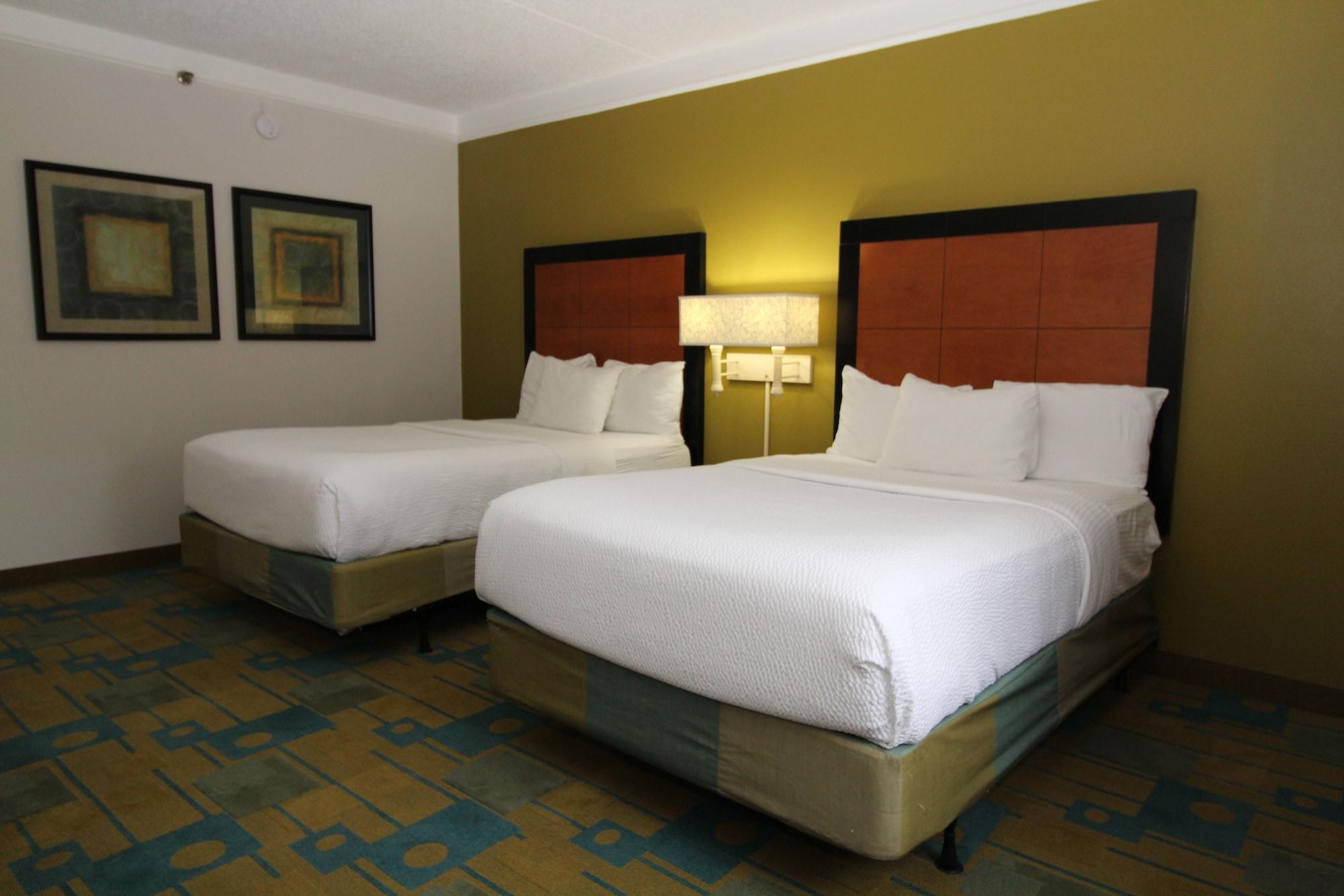 La Quinta By Wyndham St. Pete-Clearwater Airport Hotel Екстериор снимка