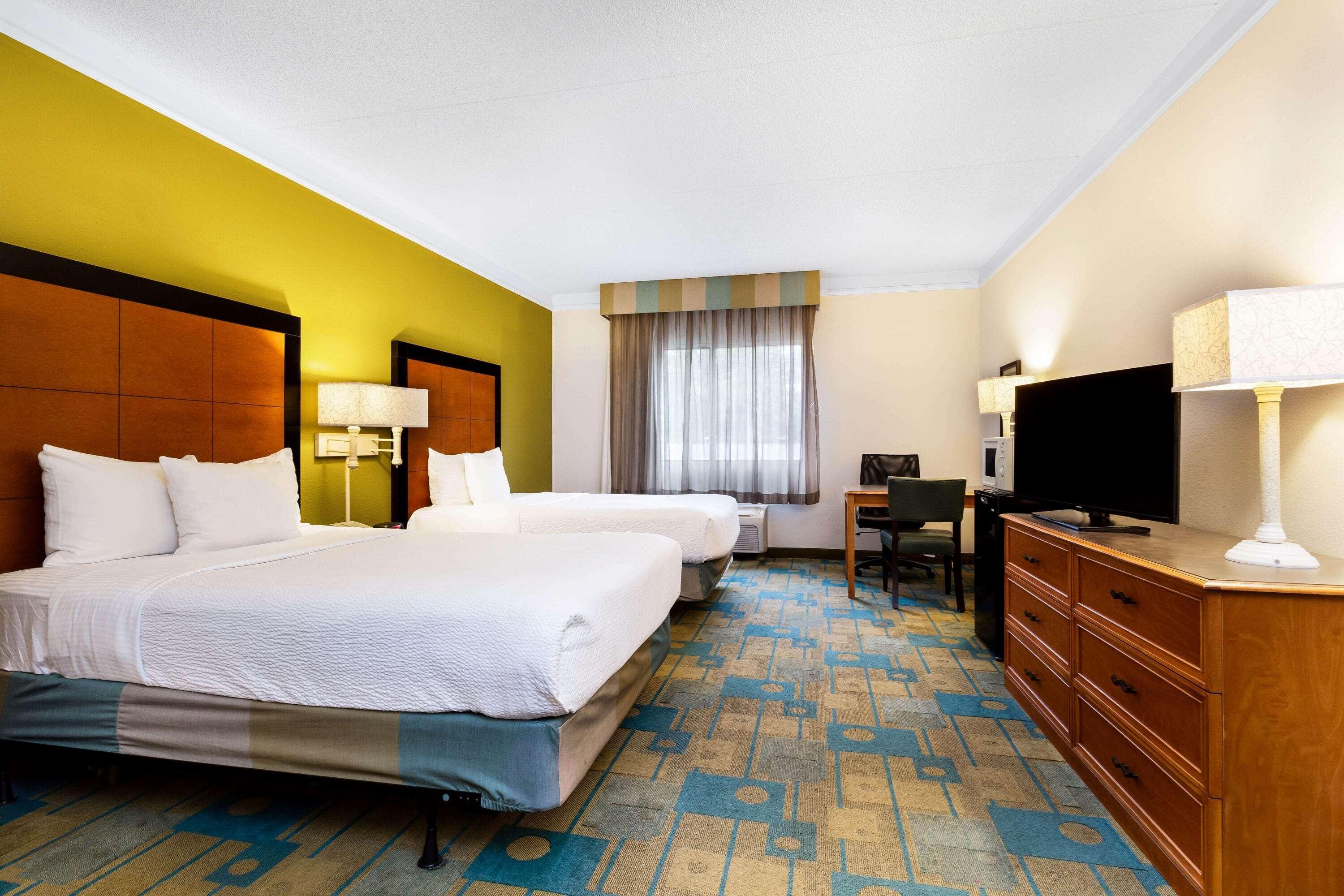 La Quinta By Wyndham St. Pete-Clearwater Airport Hotel Екстериор снимка