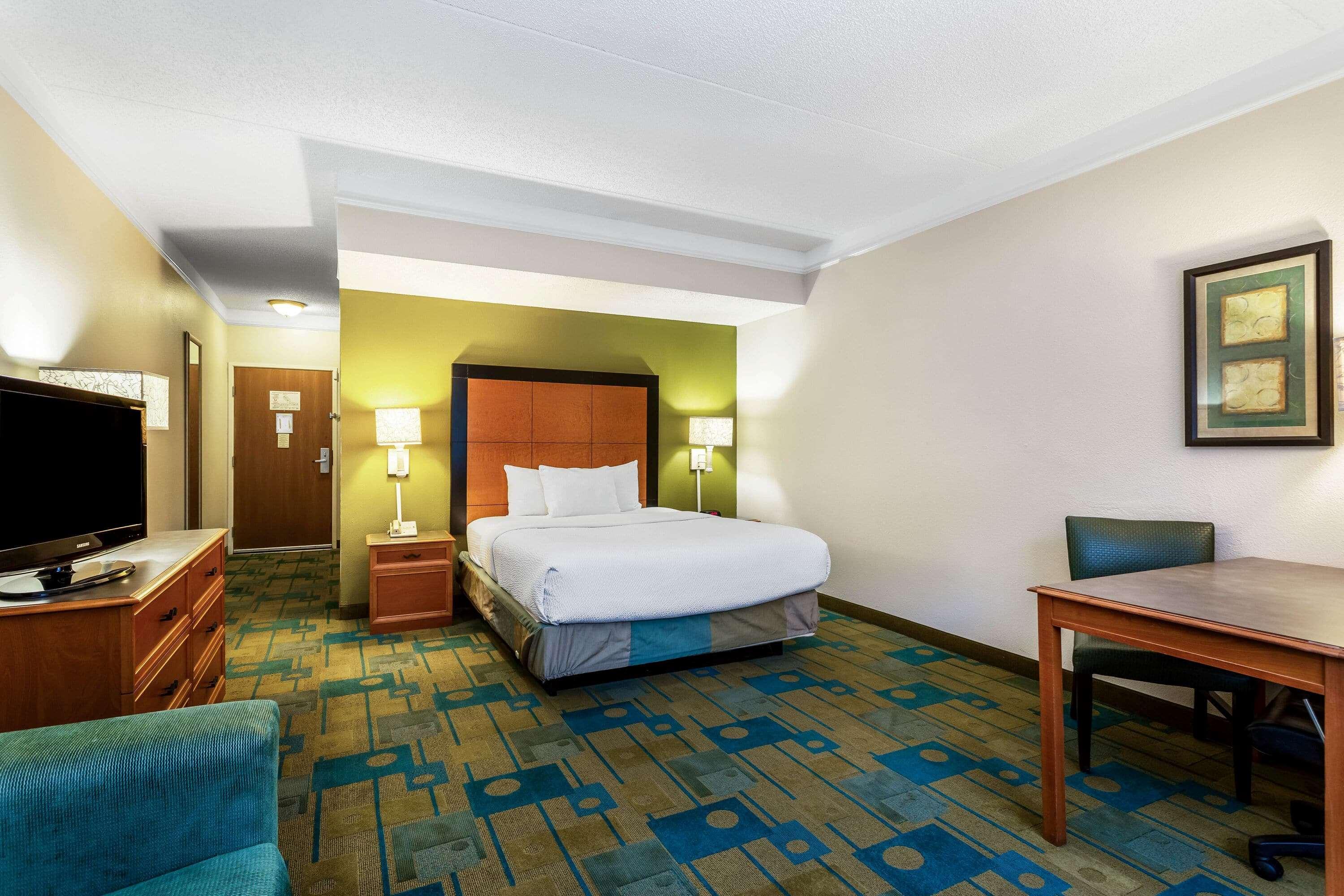 La Quinta By Wyndham St. Pete-Clearwater Airport Hotel Екстериор снимка
