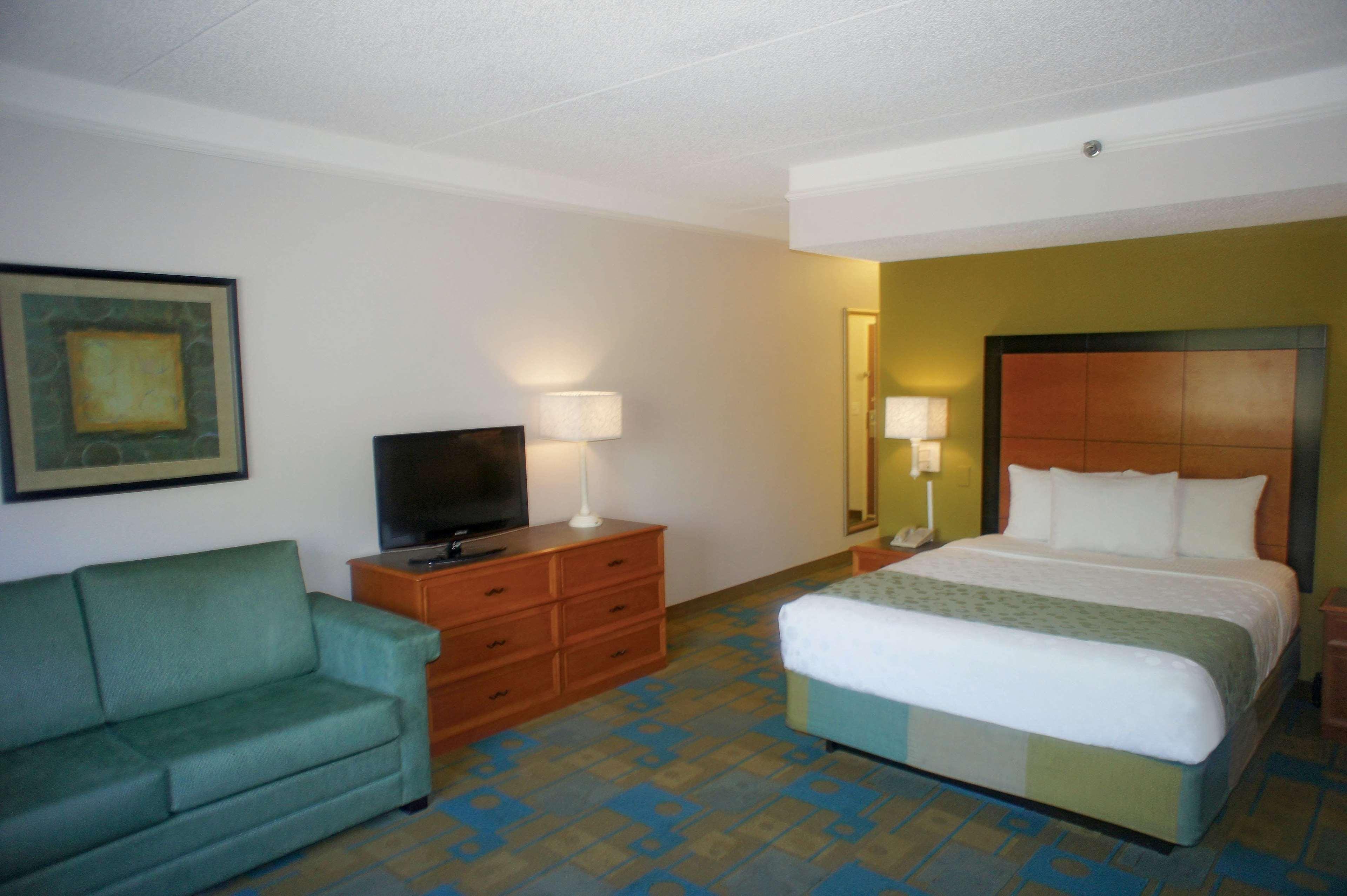 La Quinta By Wyndham St. Pete-Clearwater Airport Hotel Екстериор снимка