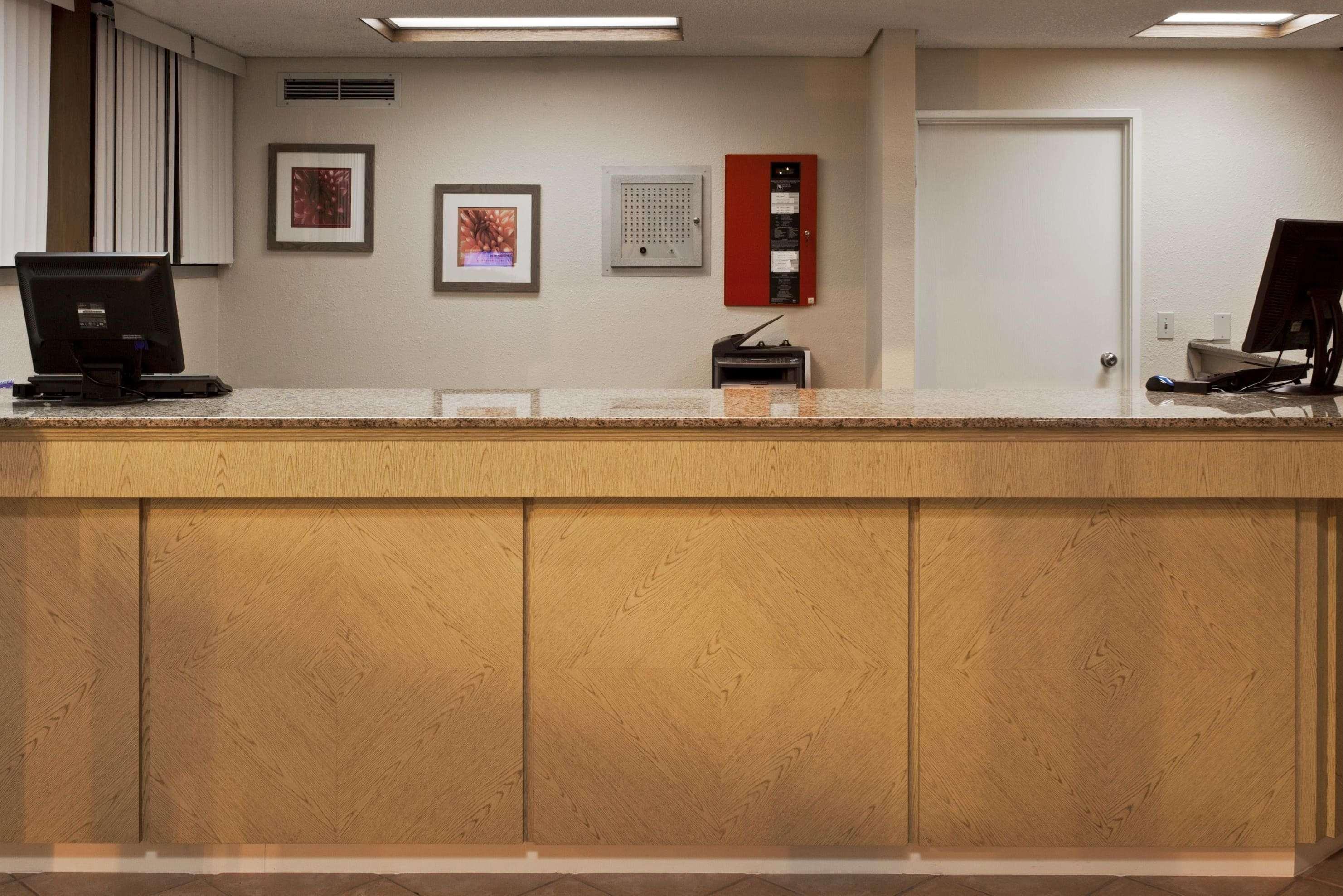 La Quinta By Wyndham St. Pete-Clearwater Airport Hotel Екстериор снимка