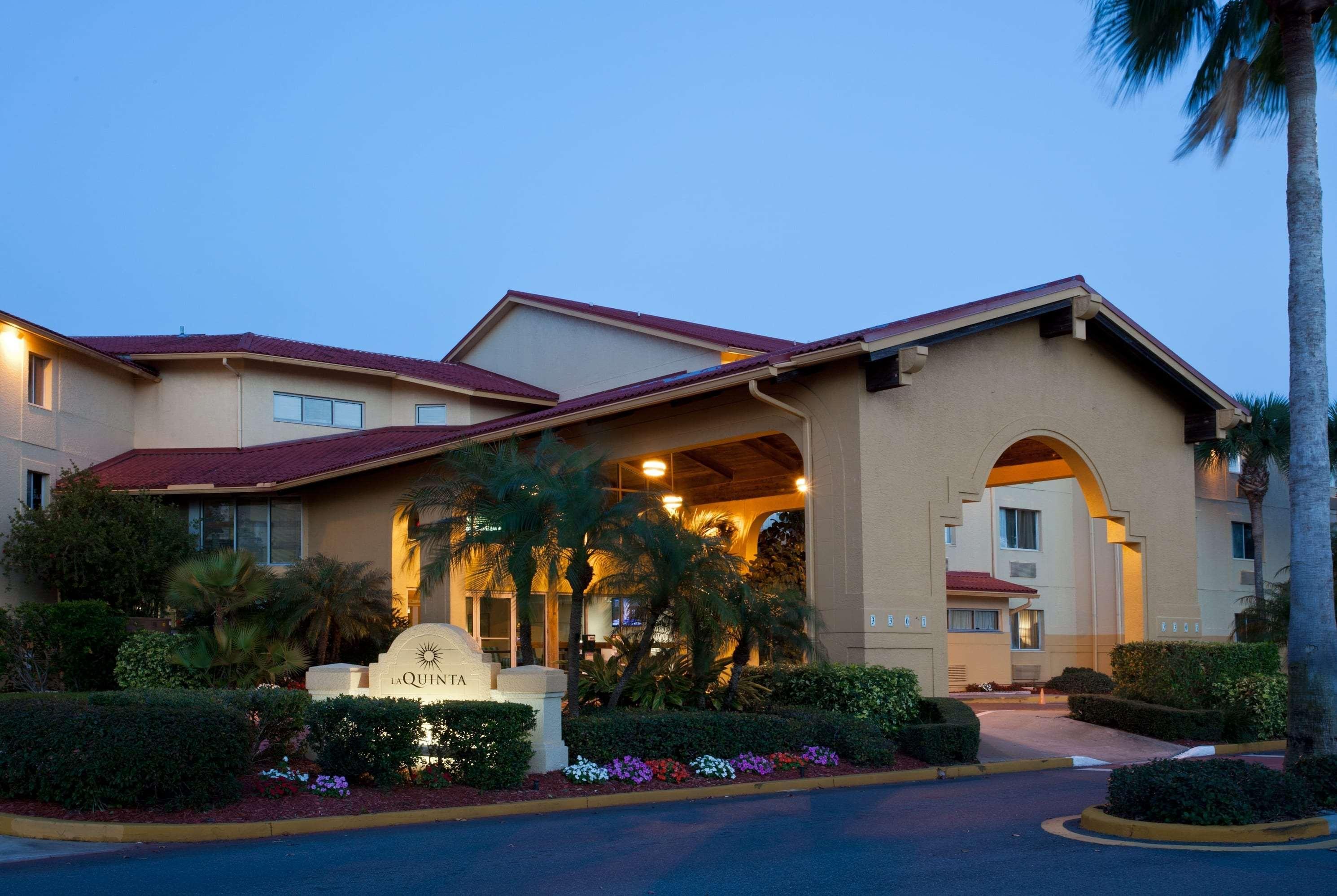 La Quinta By Wyndham St. Pete-Clearwater Airport Hotel Екстериор снимка