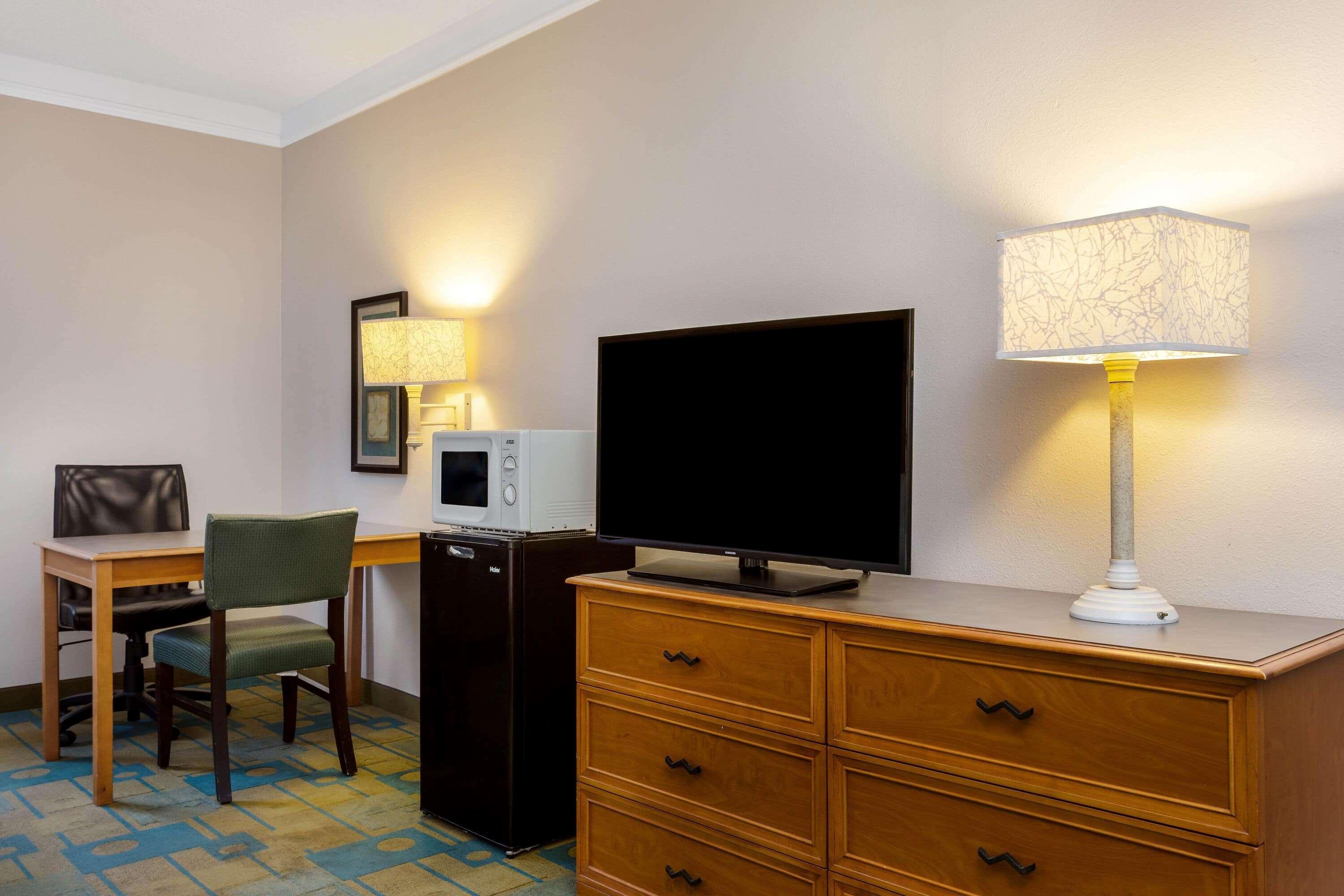 La Quinta By Wyndham St. Pete-Clearwater Airport Hotel Екстериор снимка